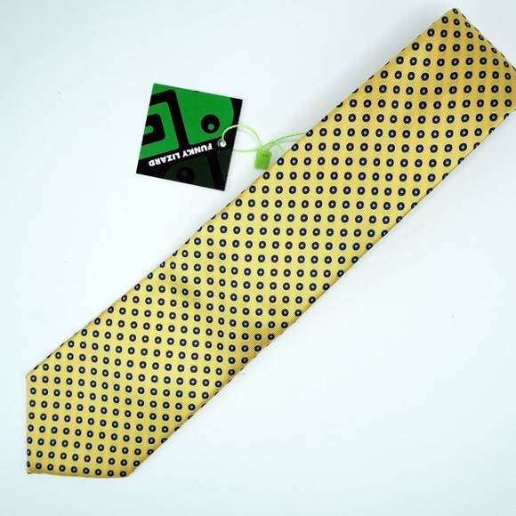 Yellow Silk Necktie Funky Lizard Dotted Pattern - Picture 2 of 3